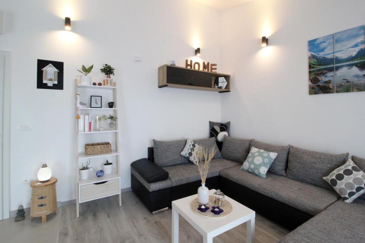 Apartman Cicibella Kaštela Exteriér fotografie